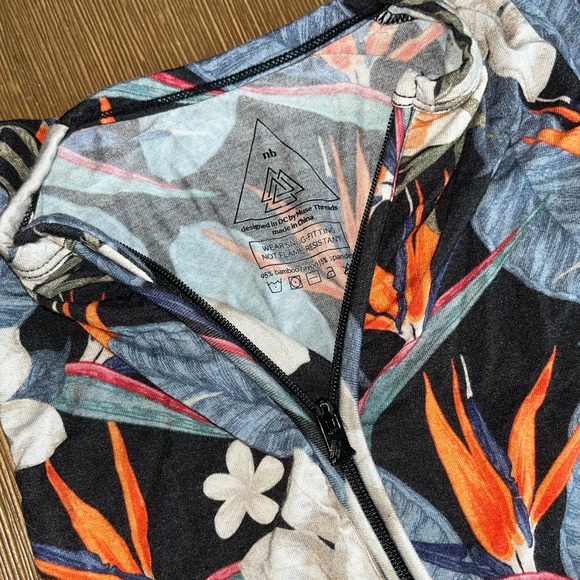 Muse Threads bamboo Footie bird of paradise print - Picture 3 of 6